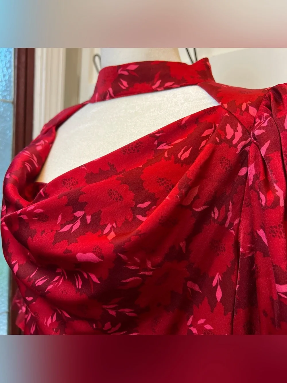 ASTR The Label Size Medium Red Floral Blouse Top Cowl Neck Halter Whimsigoth Y2K